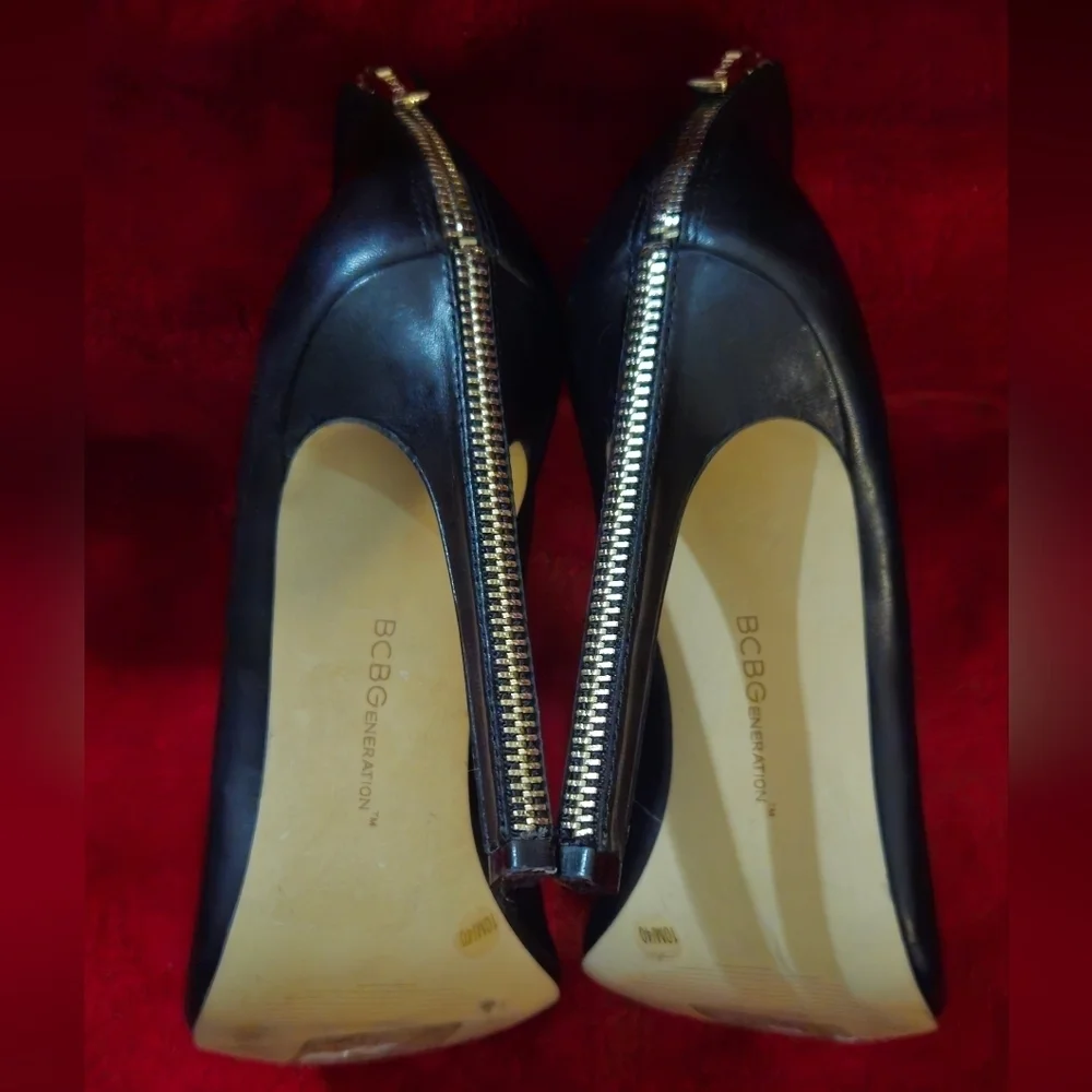 BCBGeneration Black Leather Heels with Gold Rear Zipper - Size 10M